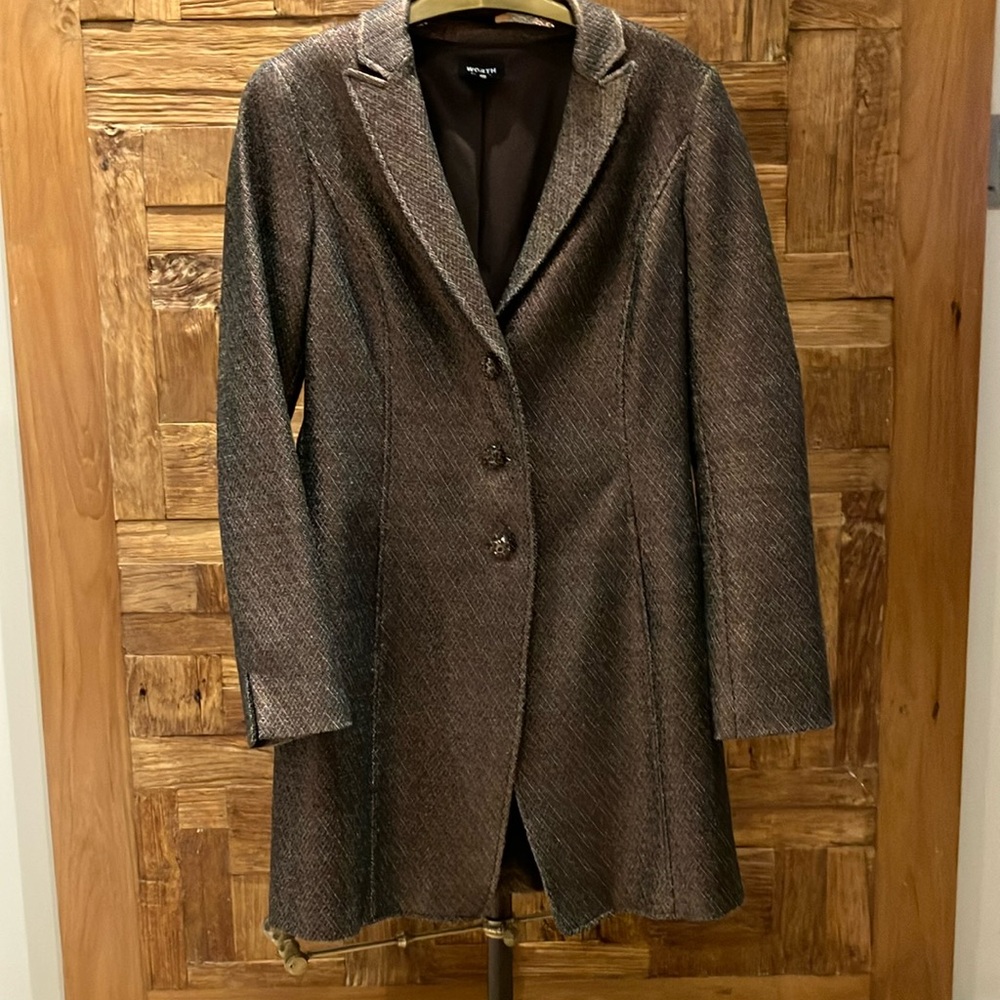 Limited time offer - Gorgeous Worth topcoat in metallic copper
